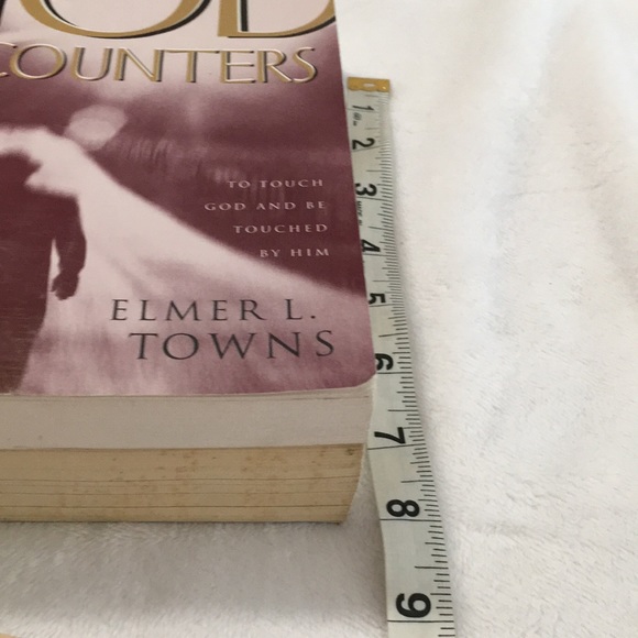 The Man in the Mirror. God Encounters. God’s Promises For Your Life. Paperbacks - Picture 9 of 9